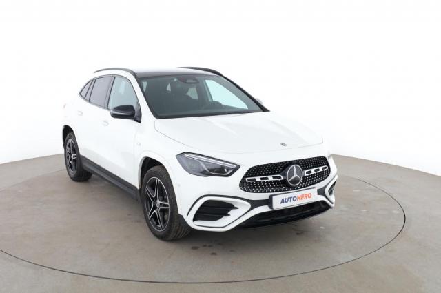 Mercedes Benz Gla image 3