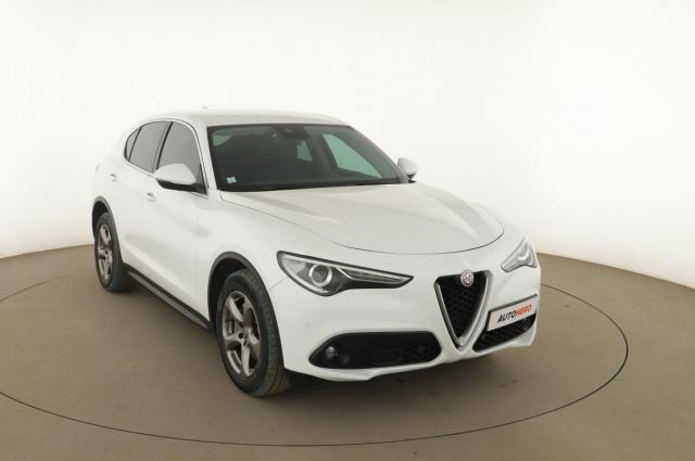 Alfa Romeo Stelvio image 6