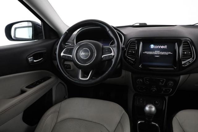 Jeep Compass image 5