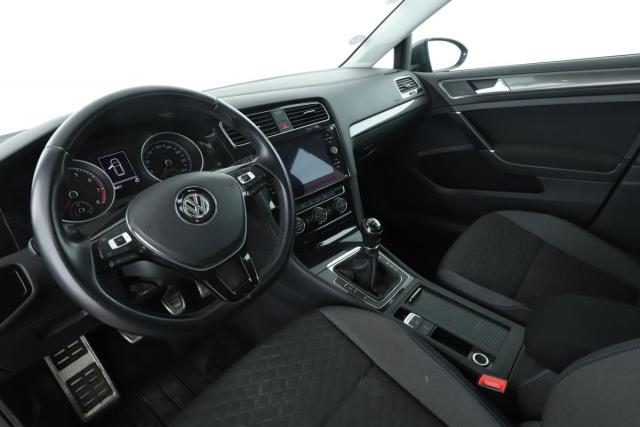Volkswagen Golf image 7