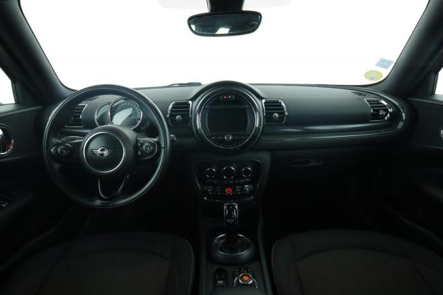 Mini Clubman image 4