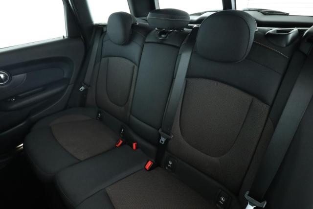 Mini Clubman image 7