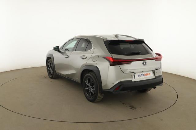 Lexus Ux image 6