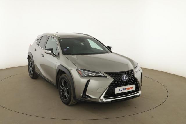 Lexus Ux image 2