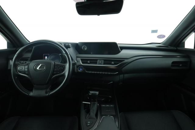 Lexus Ux image 3