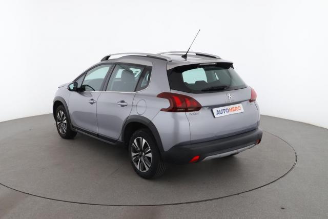 Peugeot 2008 image 4