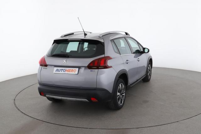 Peugeot 2008 image 9