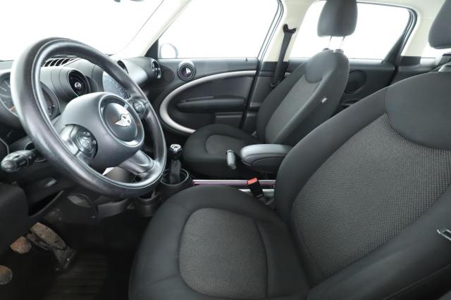 Mini Countryman image 9