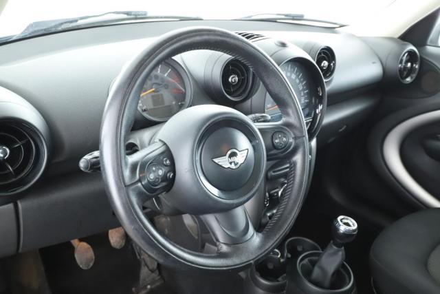 Mini Countryman image 5