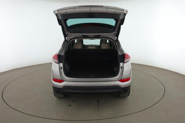 Hyundai Tucson image 4