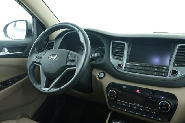 Hyundai Tucson image 8