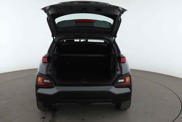 Hyundai Kona image 2