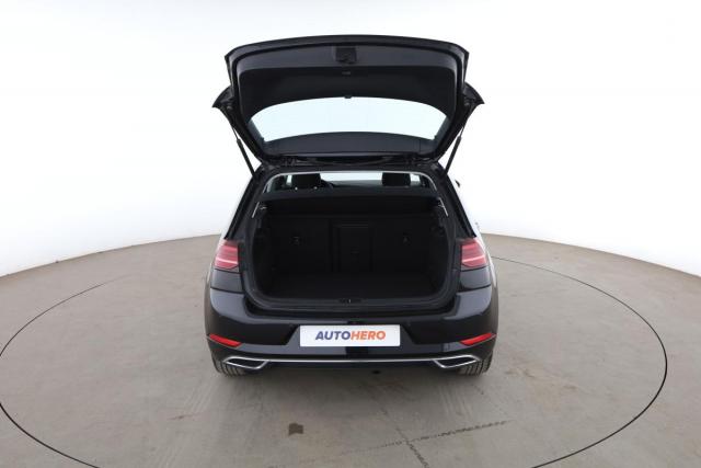 Volkswagen Golf image 5