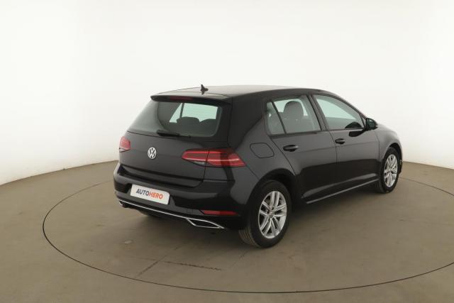 Volkswagen Golf image 1