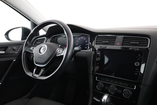 Volkswagen Golf image 4