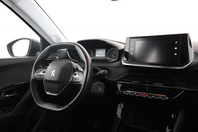 Peugeot 2008 image 6
