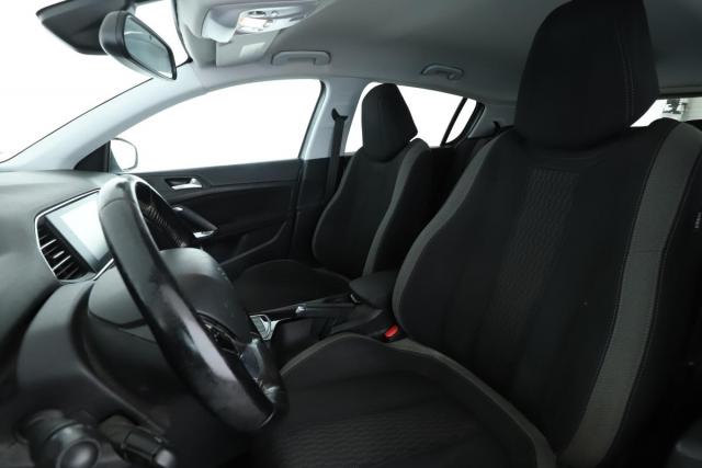 Peugeot 308 image 9