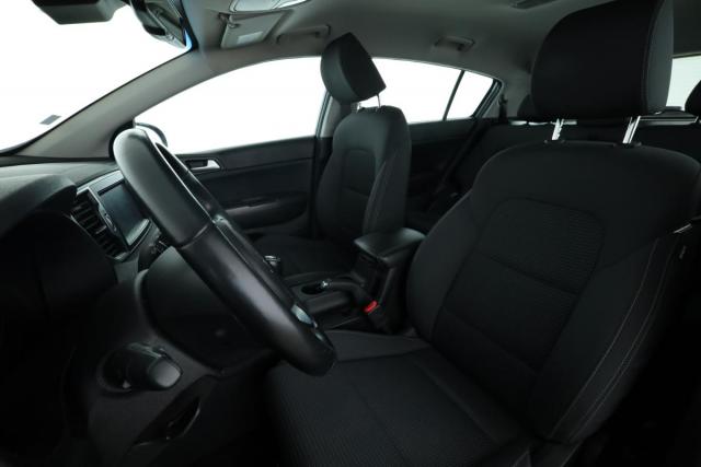 Kia Sportage image 2