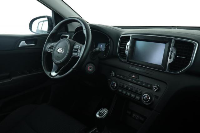 Kia Sportage image 9