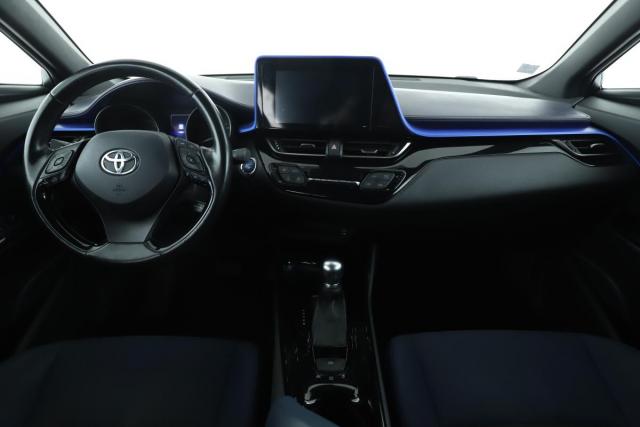Toyota C-Hr image 7