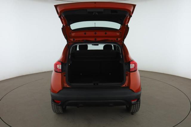 Renault Captur image 8