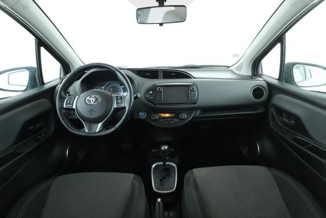 Toyota Yaris image 2