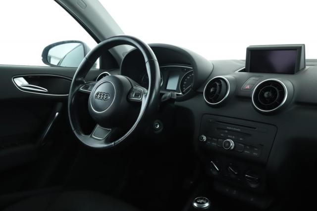 Audi A1 Sportback image 1