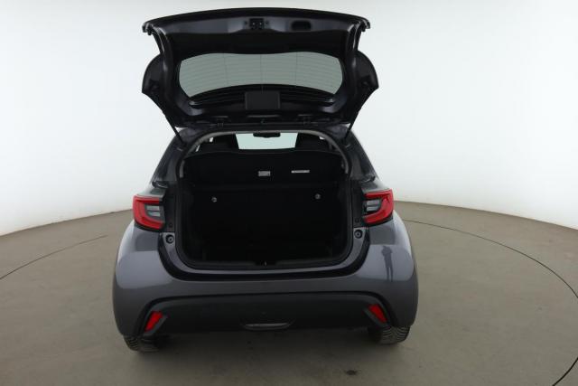 Toyota Yaris image 6