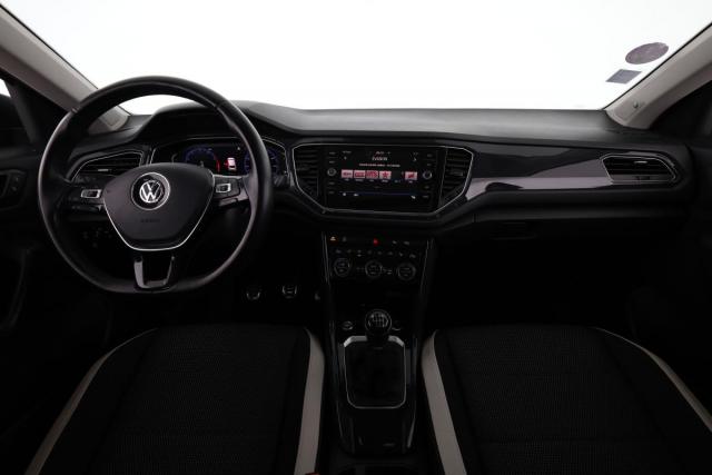 Volkswagen T-Roc image 1