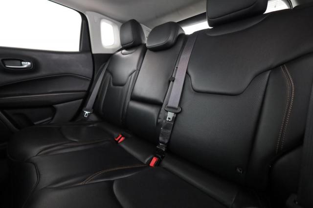 Jeep Compass image 6