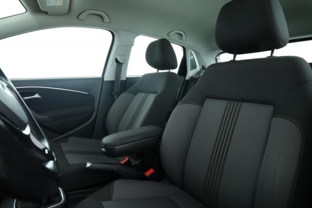 Volkswagen Polo image 2