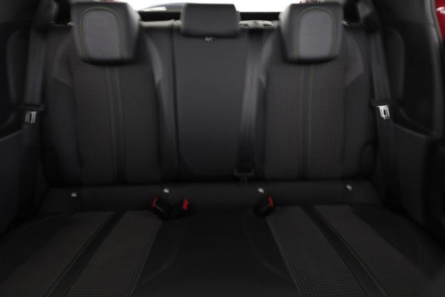 Peugeot 208 image 7