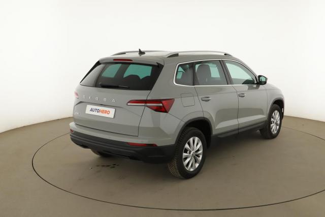 Skoda Karoq image 5