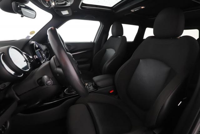 Mini Clubman image 7