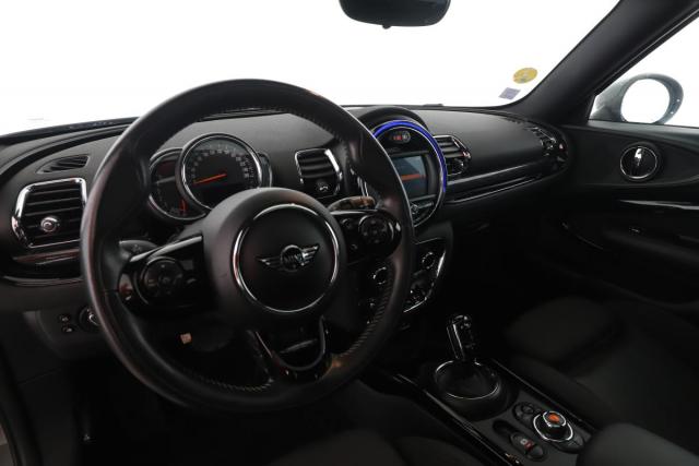 Mini Clubman image 9