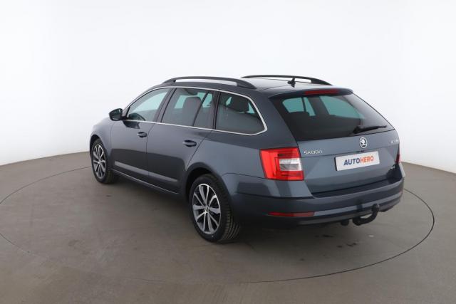 Skoda Octavia image 7