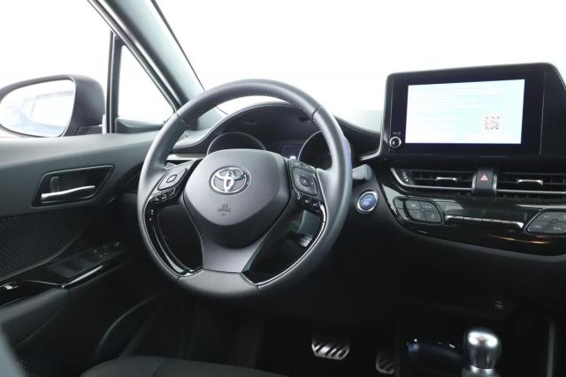 Toyota C-Hr image 5