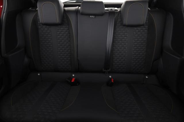 Peugeot 208 image 8