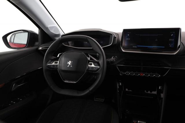 Peugeot 208 image 9