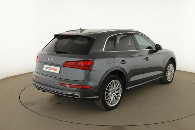 Audi Q5 image 1