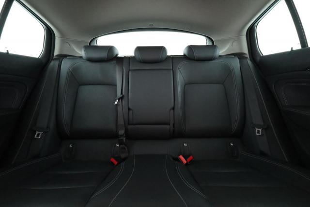 Opel Insignia image 8