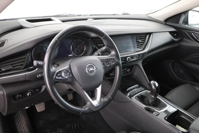Opel Insignia image 7