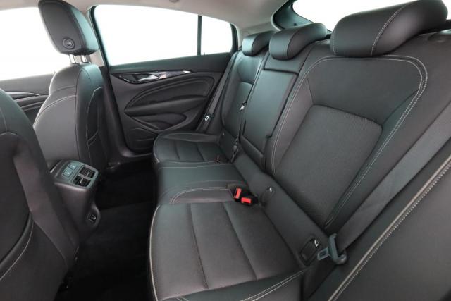 Opel Insignia image 3