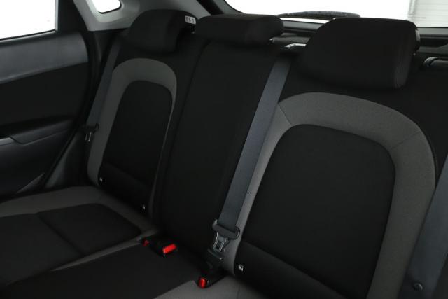 Hyundai Kona image 9