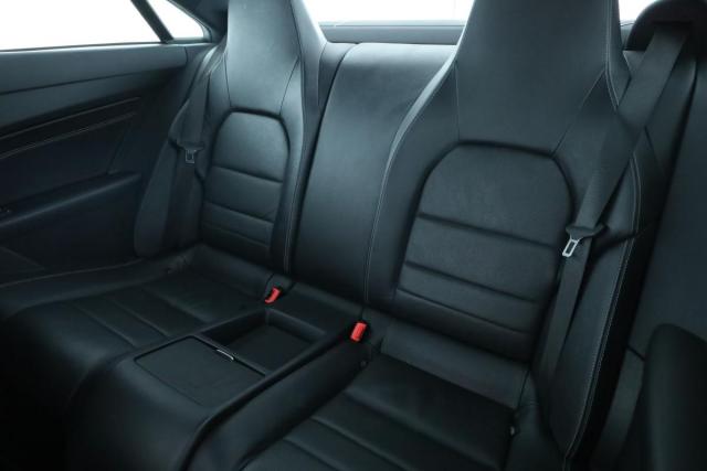 Mercedes Benz Classe E Coupe image 7