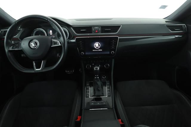 Skoda Superb image 7