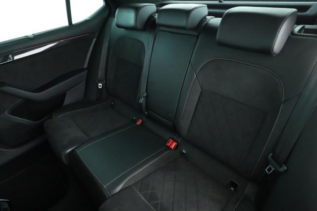 Skoda Superb image 2