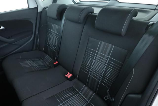 Volkswagen Polo image 9