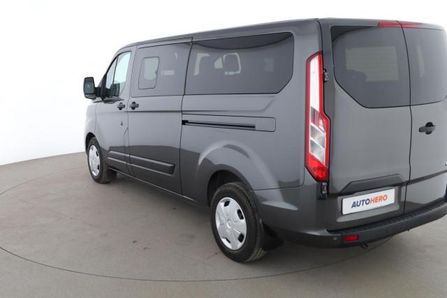 Ford Transit Custom image 2
