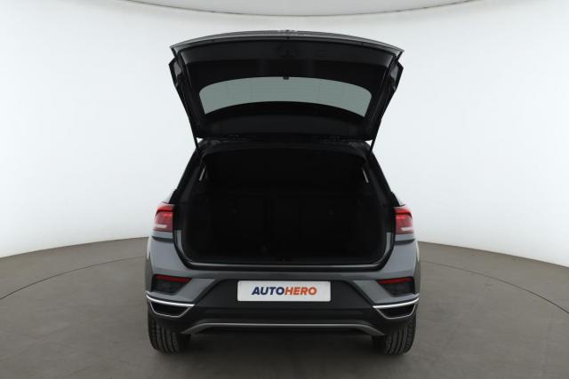 Volkswagen T-Roc image 1